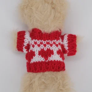 Knit red hearts shirt